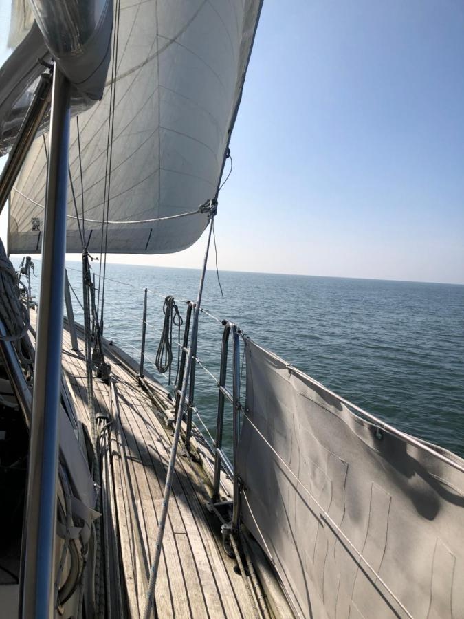 Stay Only Or Sailaway With Friends And Family Have More Fun เมเดมบลิค ภายนอก รูปภาพ